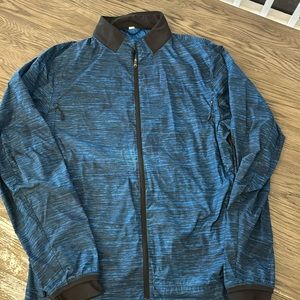 Used Lulu Lemon Size Large Windbreaker jacket color Blue/Black